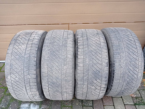 Шины Continental пластинчатые 275/45 R20 б/у (2 фото из 3)