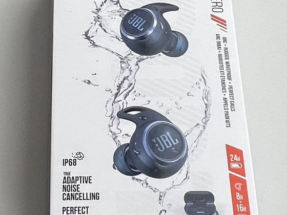 JBL Reflect Aero TWS Blue / Black / White