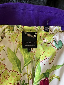 Короткая куртка Ted Baker, размер 1 (3 фото из 3)
