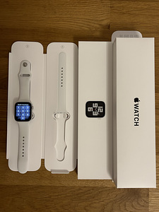 AppleWatch SE (4 фото из 4)