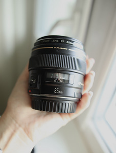 Canon EF 85mm f/1.8 (3 foto / 3)