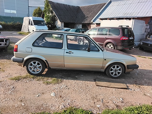 Гольф 2 (9 фото из 10)