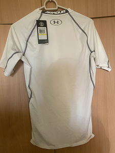 Under armour särk / футболка М (1 фото из 2)