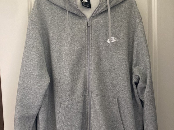 NIKE lukuga pusa XL