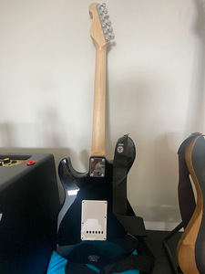 Müüa yamaha kitarr (2 foto / 2)