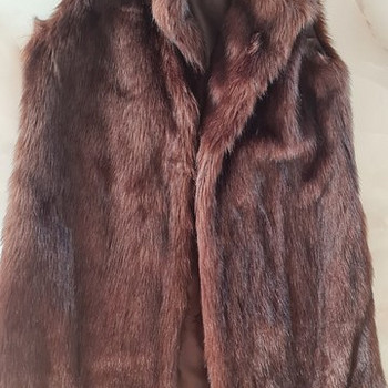 Naiste vest, kasukas