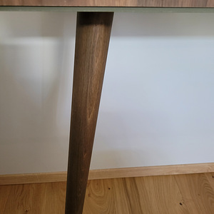Konsool (2 foto / 4)