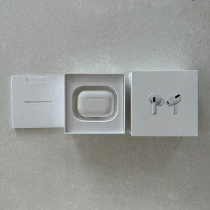 Apple Airpods Pro (2 foto / 2)