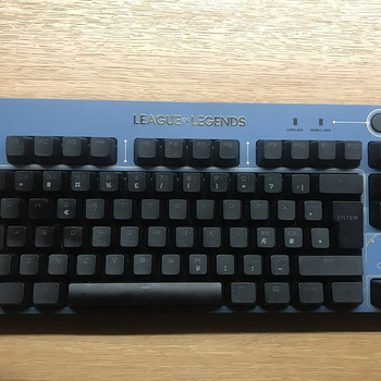 Клавиатура logitech G pro LoL Edition