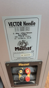 Напольные Hi-Fi колонки Magnate Vector Needle (4 фото из 5)