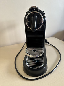 Nespresso CitiZ D112 Черный (1 фото из 4)