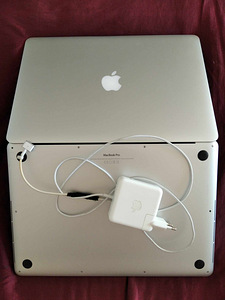 MacBook Pro (Retina, 15-inch, Mid 2015) (4 foto / 4)