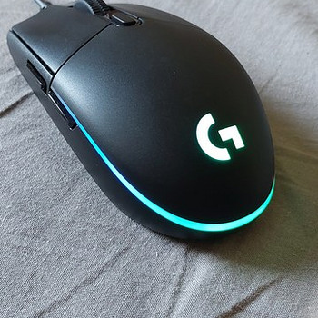 Hiir logitech g102
