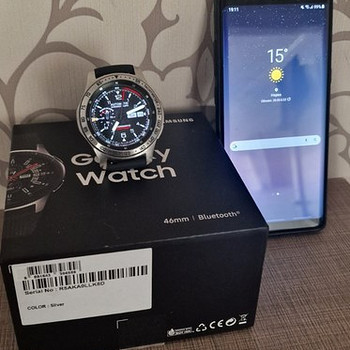 Samsung Note 8_ Galaxy Whatch 3