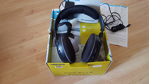 Juhtmeta Sennheiser RS 110 kõrvaklapid (2 foto / 3)