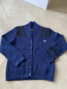 GUESS комплект одежды, на 5-6 лет (1 фото из 4)