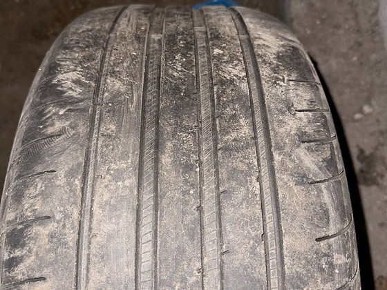 Goodyear 245/45/18