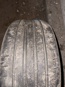 Goodyear 245/45/18 (1 foto / 5)