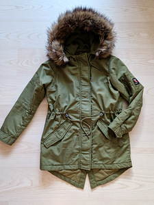 Parka (3 foto / 3)