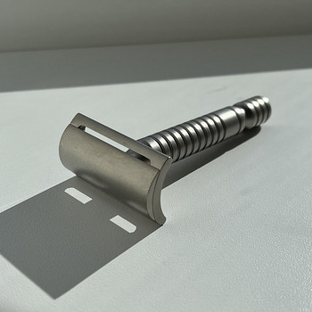 Razorock Baby Smooth Titanium double-edge raseerija
