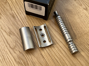 Razorock Baby Smooth Titanium double-edge raseerija (3 foto / 6)