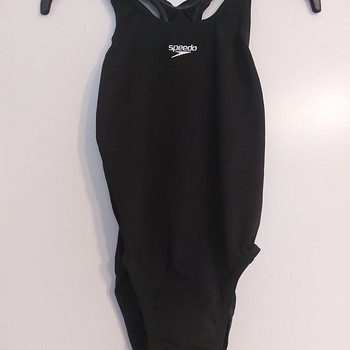 Ujumistrikoo 140