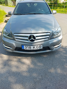 MERCEDES-BENZ C-CLASS T-Model (S204) (2 фото из 4)