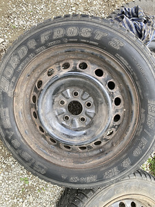 Plekkveljed Toyota 15”(5x100) (3 foto / 3)