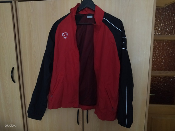 КУРТОЧКА NIKE