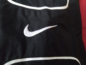 КУРТОЧКА NIKE (5 фото из 5)