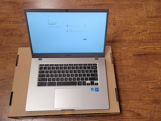 SAMSUNG XE350XBA-K01US Chromebook 4 
