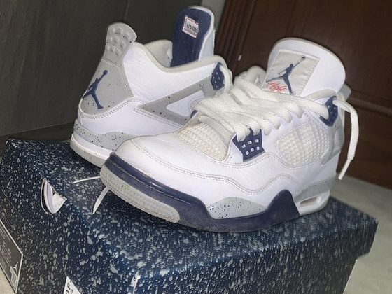Jordan 4 Retro