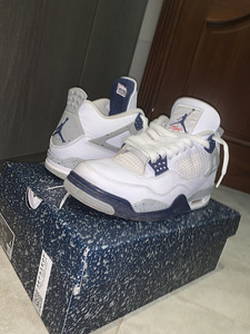 Jordan 4 Retro (1 foto / 5)
