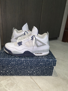 Jordan 4 Retro (3 foto / 5)