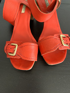 Zara suvekingad nr 40 (6 foto / 6)