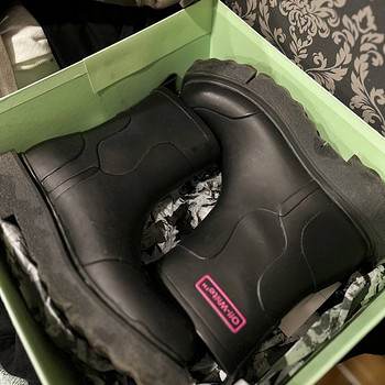 Продам резиновые резиновые сапоги off white