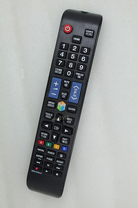 Samsung 55 дюймов UE55ES6540SXXH (3 фото из 3)