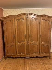 Müüa täispuidust magamistoa komplekt (1 foto / 6)