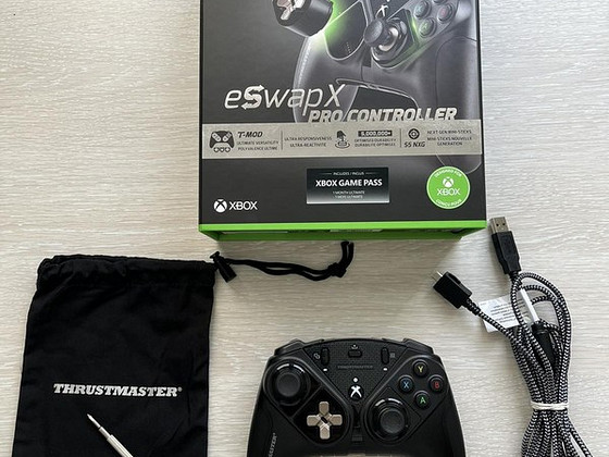 Геймпад Thrustmaster Eswap X Pro