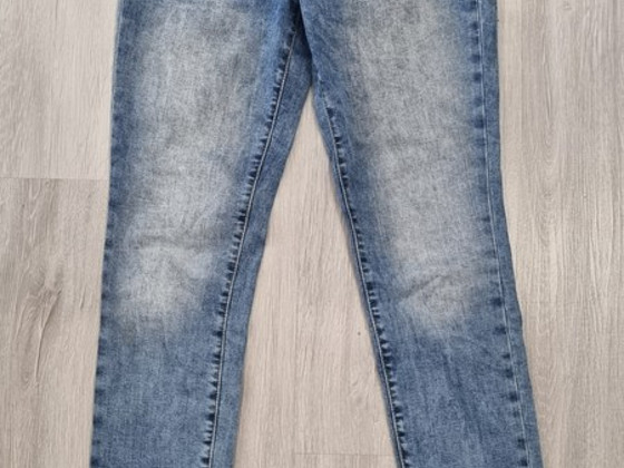 Guess джинсы, 27