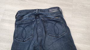 Calvin Klein Суперскинни с завышенной талией, s. 28 (3 фото из 5)