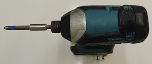 Akutrell Makita DTD152 + Aku 3,0 Ah (4 foto / 6)