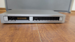 AM/FM-тюнер Denon TU-750s (1 фото из 3)