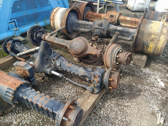 Traktorite ja veoautode sillad, erinevad mudelid.