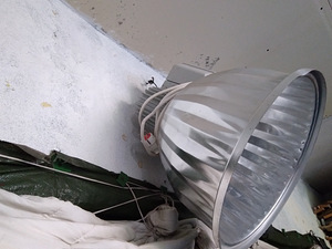 Lamp,sisse käivad 1000 kw pirnid,neid on ka pakkuda (2 foto / 3)