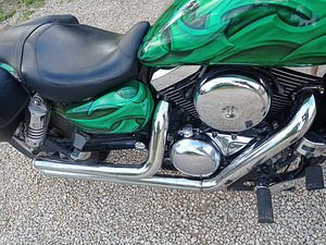 Kawasaki VN1500 02a в качестве запчастей (8 фото из 10)