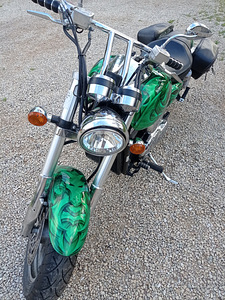 Kawasaki VN1500 02a в качестве запчастей (9 фото из 10)
