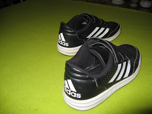 Müüa jalanõud Adidas (2 foto / 3)