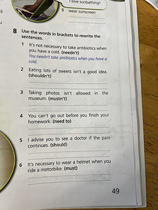 Workbook Upstrem Student’s book A2 (3 foto / 5)