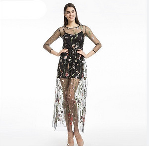 Black Lace Woman Cocktail Party Dress, M size (1 foto / 3)